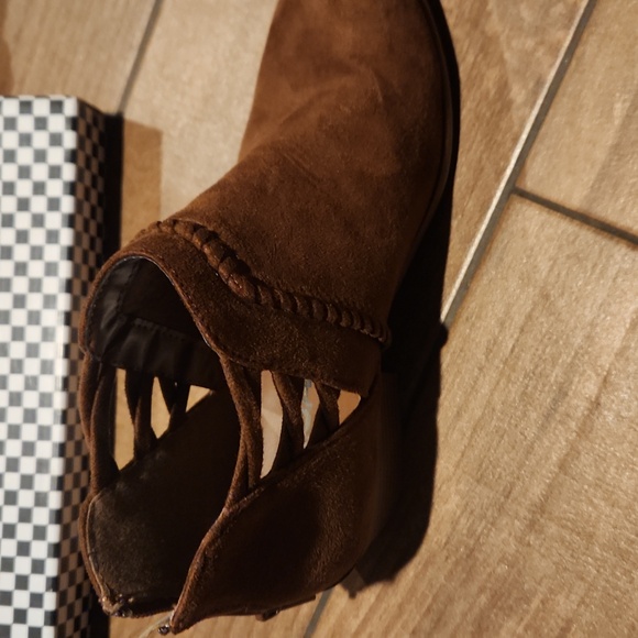 Womens brown booties - Picture 4 of 4